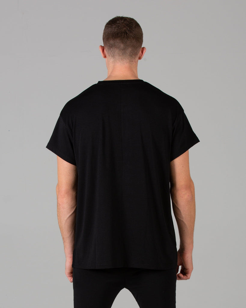 Rated Split Hem T-Shirt (Black) - Machine Fitness